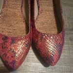 Kenneth Cole cork flats metallic snake print pink, gold size 7.5 preowned Pink Photo 3
