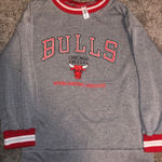 💙 Chicyea Women’s Chicago Bulls grey sweatshirt Photo 0
