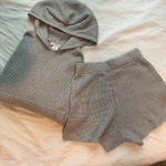 Sincerely Jules  Set  Photo 1