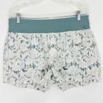 Athleta  Trekkie North Short Etheral Bloom Magnolia White Size 12 Photo 1