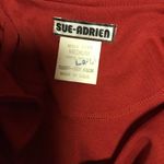 Sexy lady in red 90s plunging top Photo 1