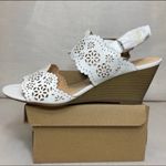 Francesca’s faux leather scallop eyelet lace wedge sandals 8.5 NEW Tan Photo 1