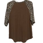 Zenana Outfitters Women's‎ Brown Animal Print Short Sleeve T-Shirt Front Pocket Size M Photo 1