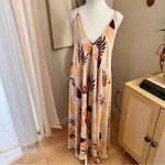 Dress Forum  NWT‎ Tropical Halter Satin Midi Dress size Medium Photo 3