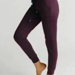 Zyia  Active Unwind Joggers  Size Small Photo 0