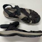 Keen  Grey Strappy Sandals Womens 7 Hiking Outdoors Water Resistant Comfort Shoes Photo 0