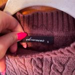 Olivaceous Olivaceaous cropped sweater size small Photo 1