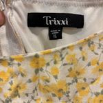 Trixxi Yellow & white cottagecore, puff-sleeve wrap-dress mini, Ruffle bottom, size XL Photo 7