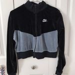 Nike Cropped Zip-Up Photo 0