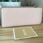 Michael Kors Wallet Photo 1