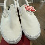 Vans  Classic Slip On NEW WITH BOX 6.0 Men/7.5 Women Unisex White Photo 0