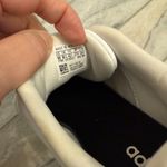 Adidas NEW women's size 10 black/white VS Advantage sneakers Photo 6