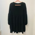 Boutique Black V Neck Ruffle tunic Dress sz small. Photo 2