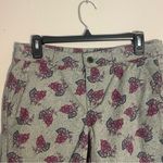 Orvis Vintage  women’s Floral ( green/pink/navy) Patterned shorts size 8 Photo 2
