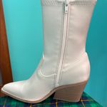 Universal Threads Universal Thread Cream Ankle Boots with Modern Design Photo 4