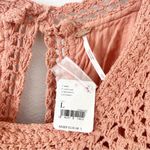 Free People Megan Crochet Top, Coral Sand, Pink Revolve Size Large L NWT Photo 2