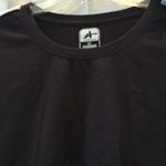 FINAL MARKDOWN Ladies athletech tee large Black Photo 2