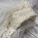 VINTAGE Lace Wedding Dress and Veil Size undefined Photo 4