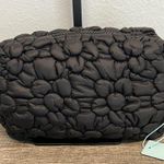 Urban Expressions | Black Daisy Puffer Cosmetic Bag 💄 Photo 0