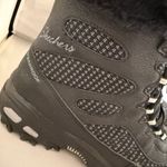 Skechers  Black D'Lites Women's Winter Boots Size 9.5 Photo 7