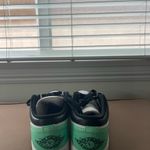 Nike  Jordans  Photo 1