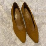 Andrew Geller  heels Photo 0