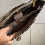 Michael Kors Kellen Taupe Gray Shoulder Bag Gold Hardware EUC. Photo 5