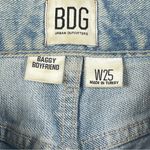 BDG Baggy Boyfriend Size 25 High Rise Distressed Jeans Light Wash Retro 60’s 70s Photo 5