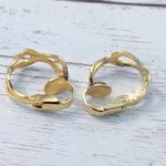 Vintage Clip On Earrings Photo 3