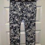 Gap Fit Grey/White Print Pull On Tight Leggings size M Photo 0