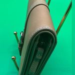 A Really sweet Beige Light Tan Y2K Snap Leather Coach ID Wallet Photo 2