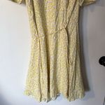 Ann Taylor  NWT Yellow Floral Puff Sleeve Wrap Dress Medium Ruffle‎ Hem Tie Waist Photo 5