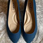 Coach and Four Women’s Juliette Chambray with Metallic Shimmer Pointed Toe Flats Blue Size 8.5 Photo 7