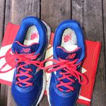 New Balance  women’s 680V2 running shoes Photo 6