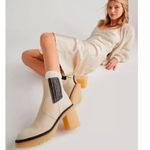 Free People NIB!  Leather James Chelsea Chunky Boot in White - Size EU 39 Photo 2