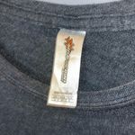 5th & Ocean Detroit Tigers 2011 Gray spellout shirt Photo 4