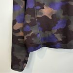 Athleta Pinnacle Purple Camoflauge Mantra Cropped Hoodie/Top Size Large Photo 8