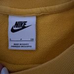 Nike Yellow Crewneck Photo 2