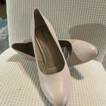 Rialto  Elegant Nude Heels Photo 2