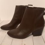 Women’s Ankle Boots, Size 9 Brown Photo 3