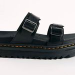 Dr. Martens s Sandals Photo 0