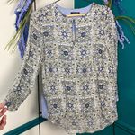 Massimo Dutti  blue floral patterned keyhole top f1 Photo 0