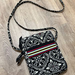 Vera Bradley  | Barcelona 2010 Black White Floral Quilted Pattern Crossbody Bag Photo 0