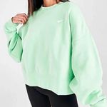 Nike mint Green women’s Cropped Sweatshirt - M Photo 0
