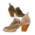 Jeffrey Campbell EUC  Rosalee Leather Bootie - size 6 Photo 5