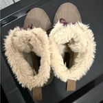 Khombu  Size 6 Tan and Brown Winter Duck Boots with Fur Trim Photo 4