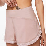 Lululemon Run The Line Short *Reflective 3"
Muse Photo 0