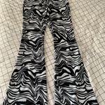 SheIn Zebra Print Yoga Pants From Photo 0