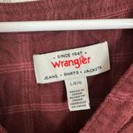 Wrangler  burgundy plaid top size large Photo 2