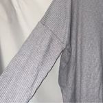 Zenana Outfitters Gray Long Sleeve Top Women’s Medium Photo 4